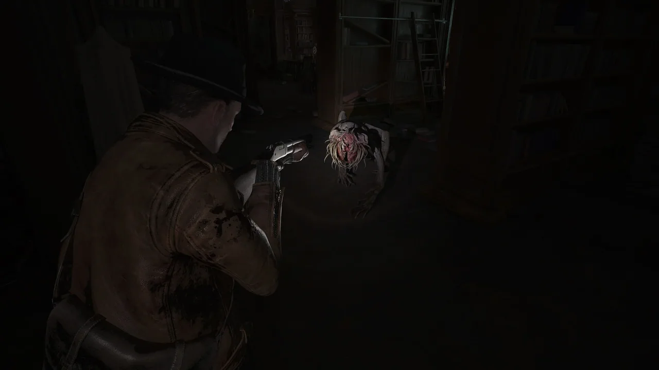Calvin chiến đấu với sinh vật trong The Sinking City 2
